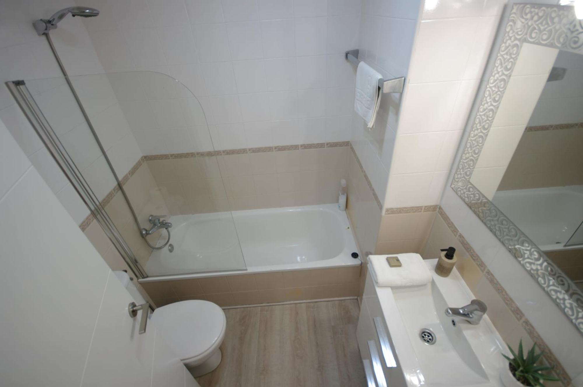 Livingtarifa Apartamento Agaporni Buitenkant foto